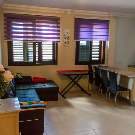 Edelmira Apartment